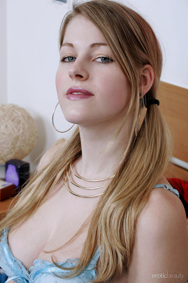 Елена, 68 лет, 0 размер груди